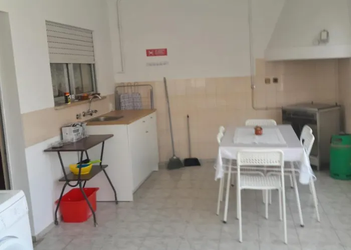 בית נופש Moradia Maria Do Ceu *