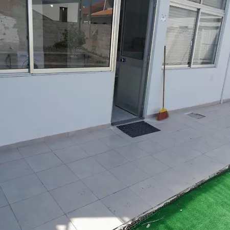 Moradia Maria Do Ceu * Vieira de Leiria