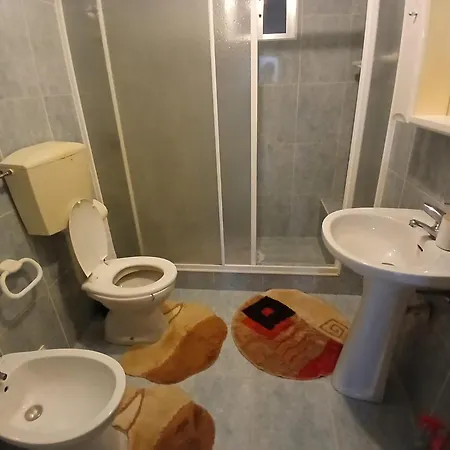 Nyaraló Moradia Maria Do Ceu Vieira de Leiria