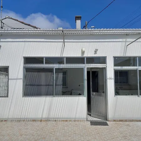 Moradia Maria Do Ceu Holiday home *
